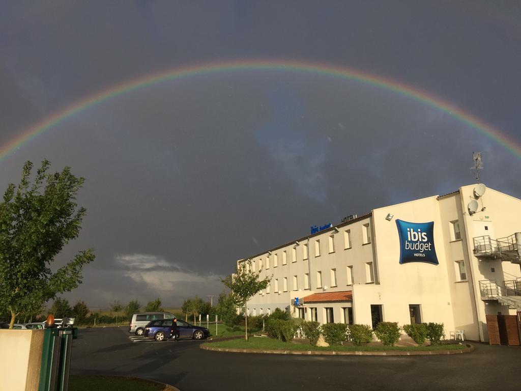 Ibis Budget Niort - La Creche Ngoại thất bức ảnh