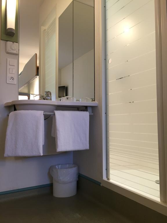 Ibis Budget Niort - La Creche Ngoại thất bức ảnh