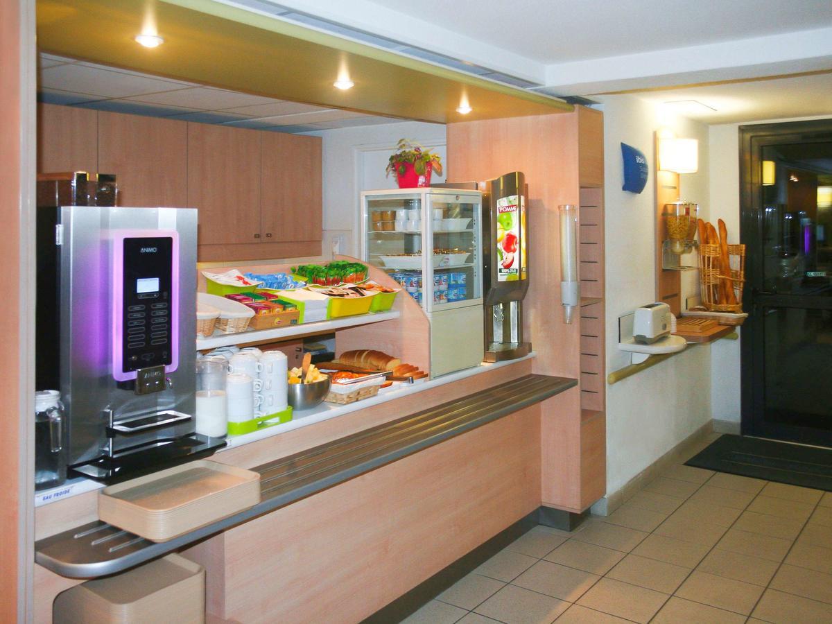 Ibis Budget Niort - La Creche Ngoại thất bức ảnh