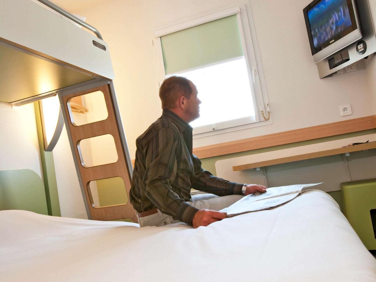 Ibis Budget Niort - La Creche Ngoại thất bức ảnh